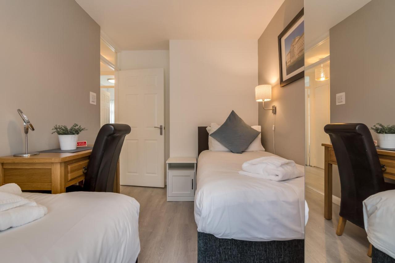 Apartments, Salisbury *
